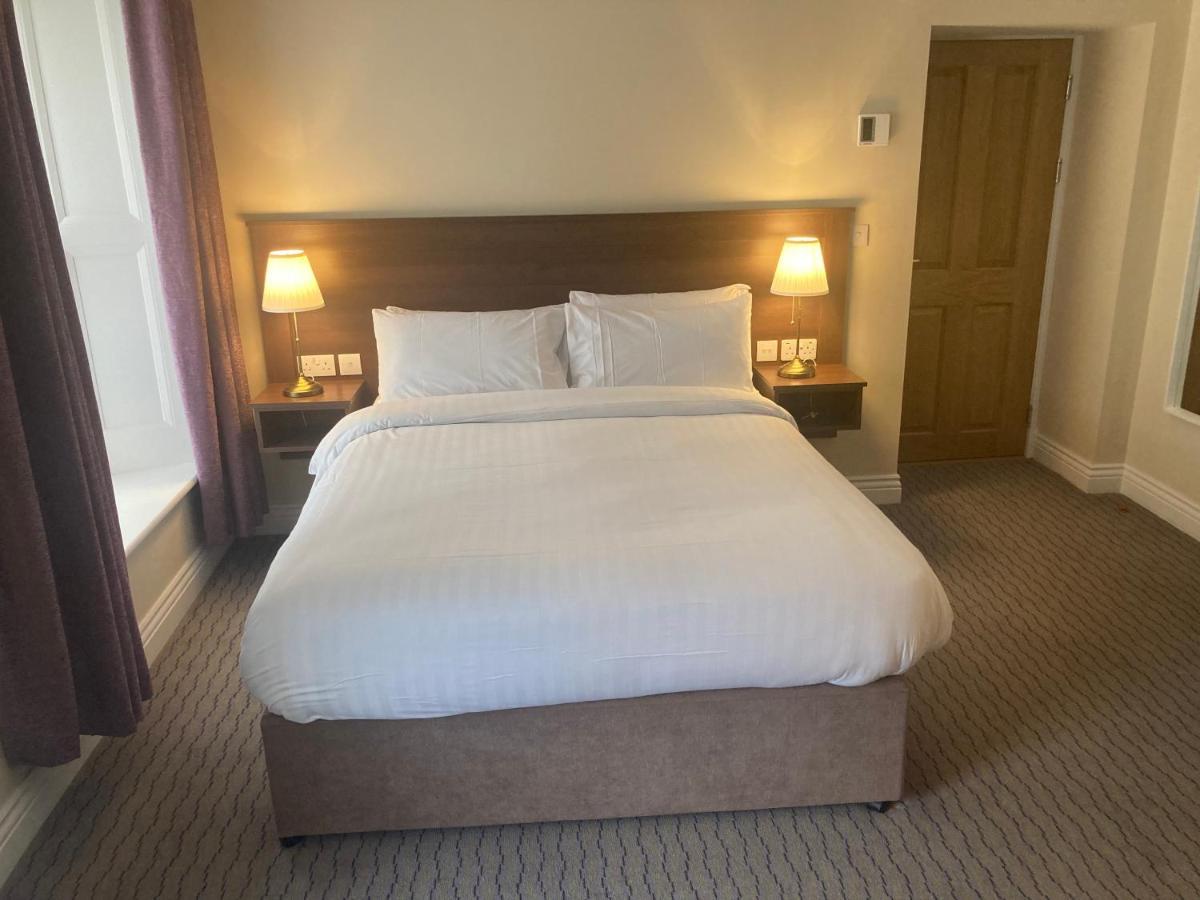 Mcnulty'S Guest House Enniscrone Bagian luar foto
